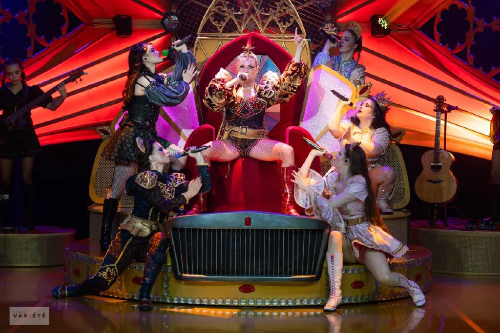 Six – musical