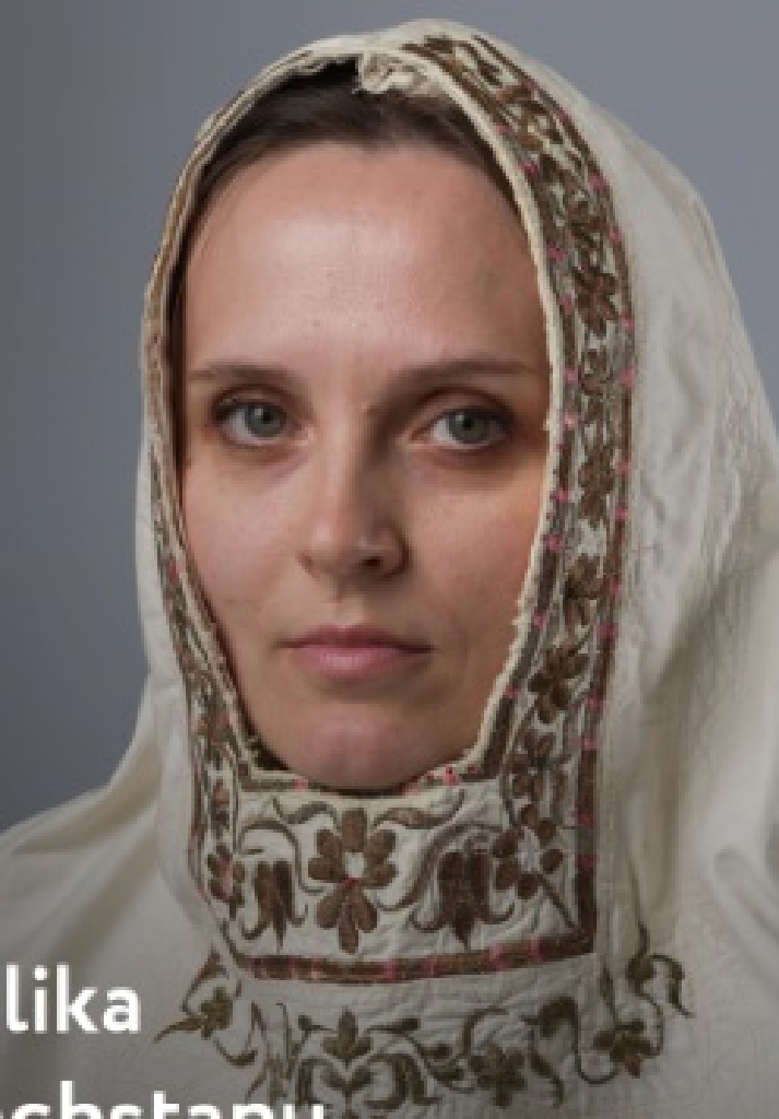 Więcej niż chusta. Symbolika kimeszek w kulturze Kazachstanu – wykład