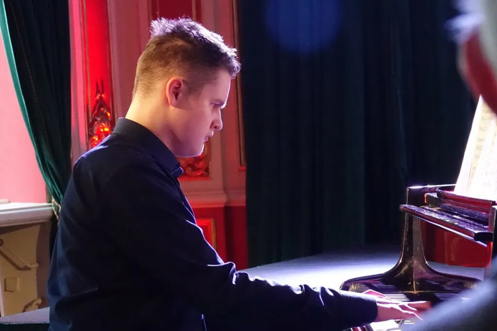 Harmonie – koncert uczniów i absolwentów ZPSM