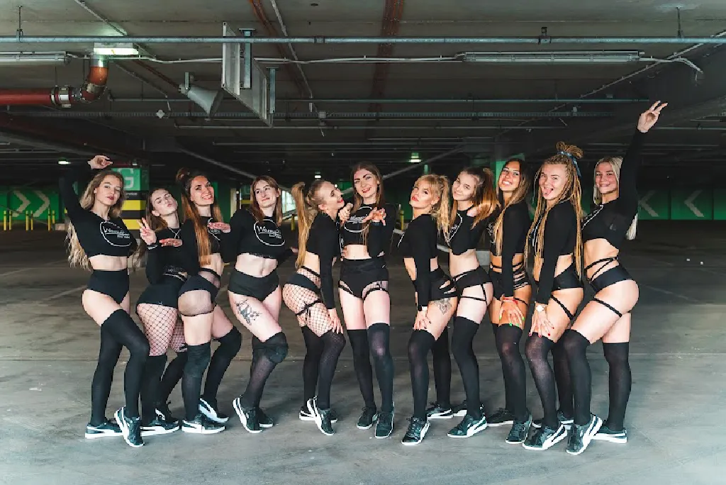 Wazzup?! Dance Studio