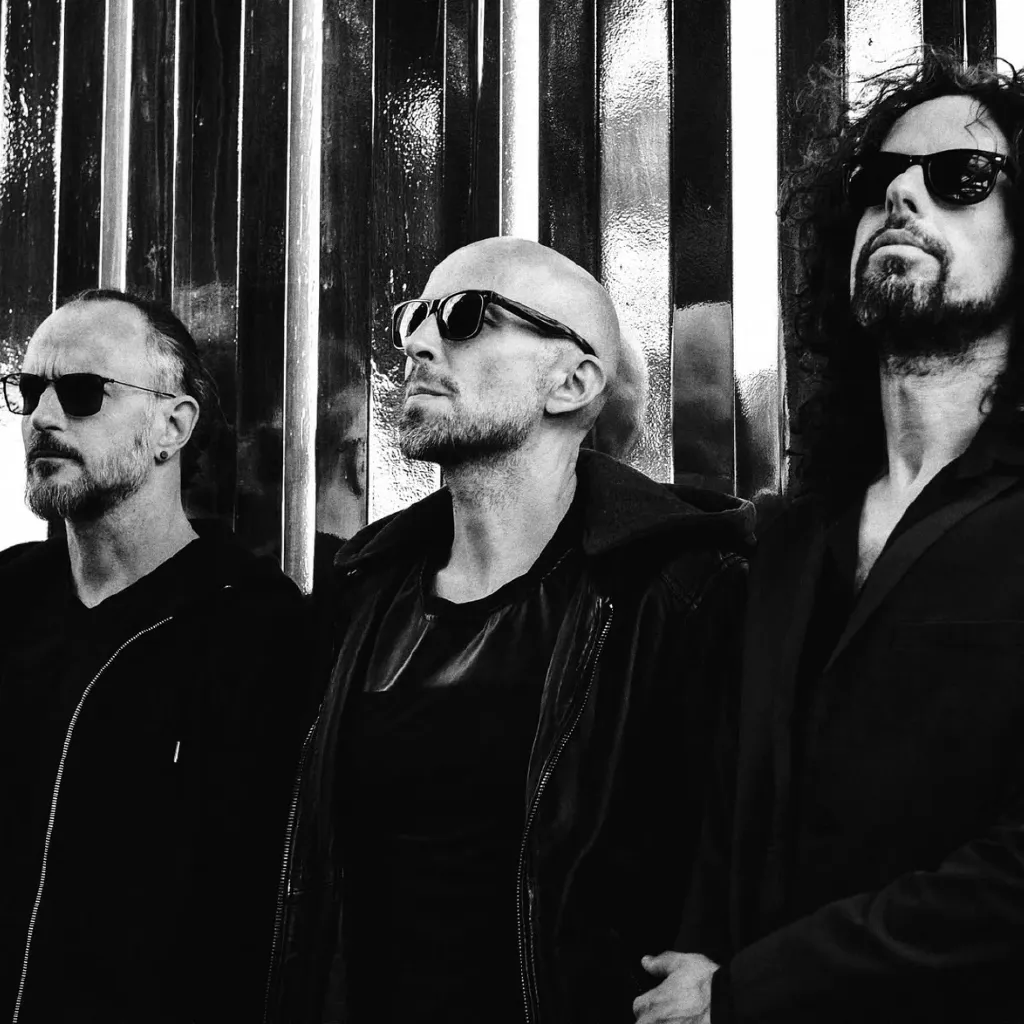 Forced To Mode – 40 lat Black Celebration