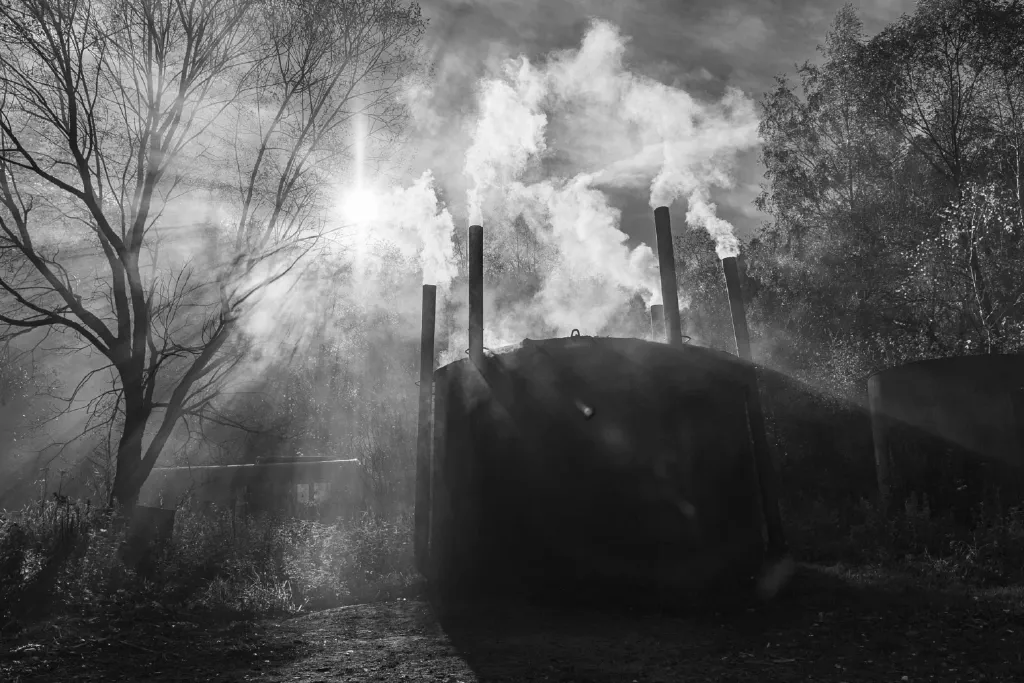 Dymy nad Bieszczadami – wernisaż wystawy fotograficznej