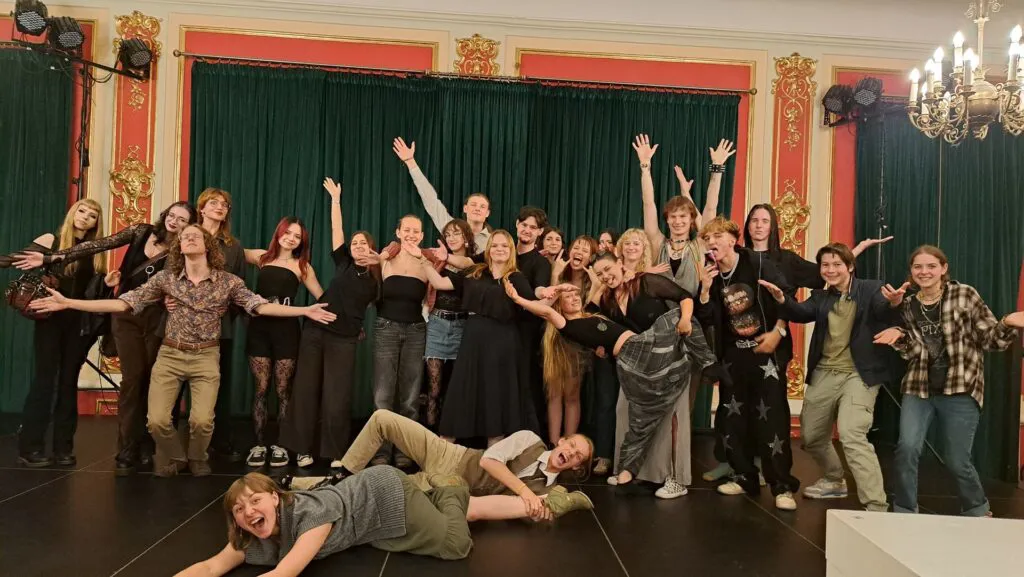 Wieczorek z poezją grozy – Teatr Uhuru