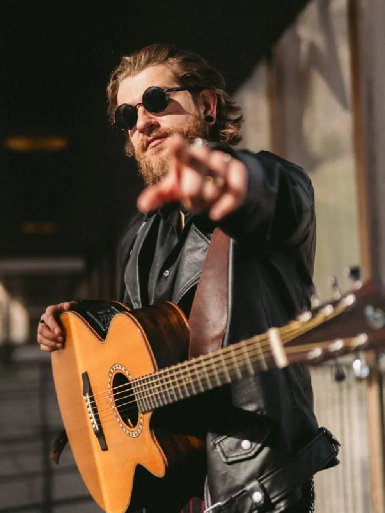 Adam Kalinowski – koncert w Teatrze BOTO