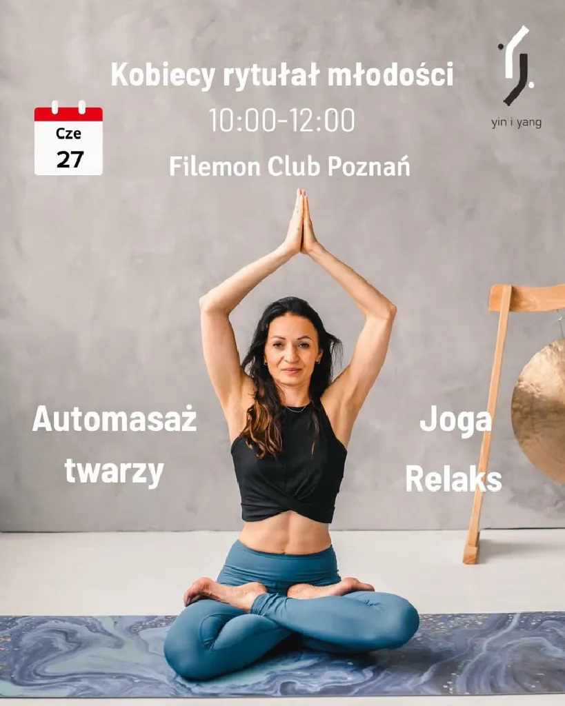 Kobiecy rytuał młodości – joga i automasaż