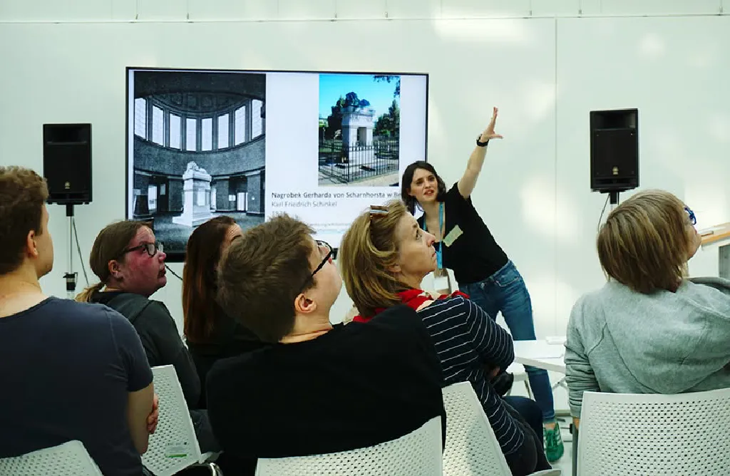 W cztery kopuły dookoła Pawilonu – warsztaty architektoniczne
