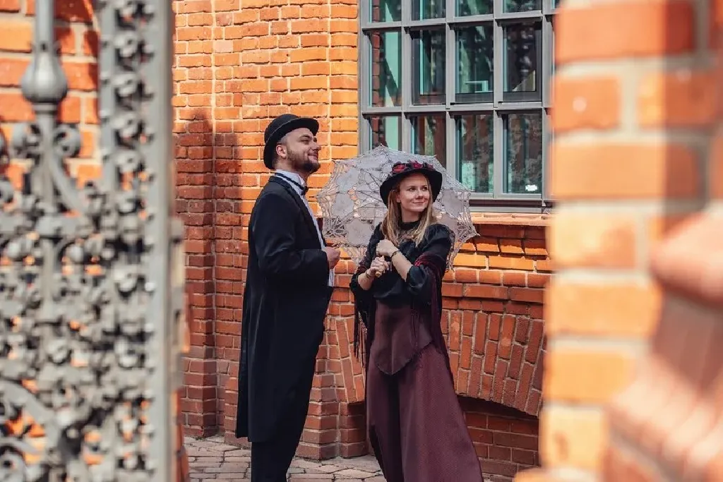 Spacery architektoniczne z przewodnikami Muzeum Fabryki