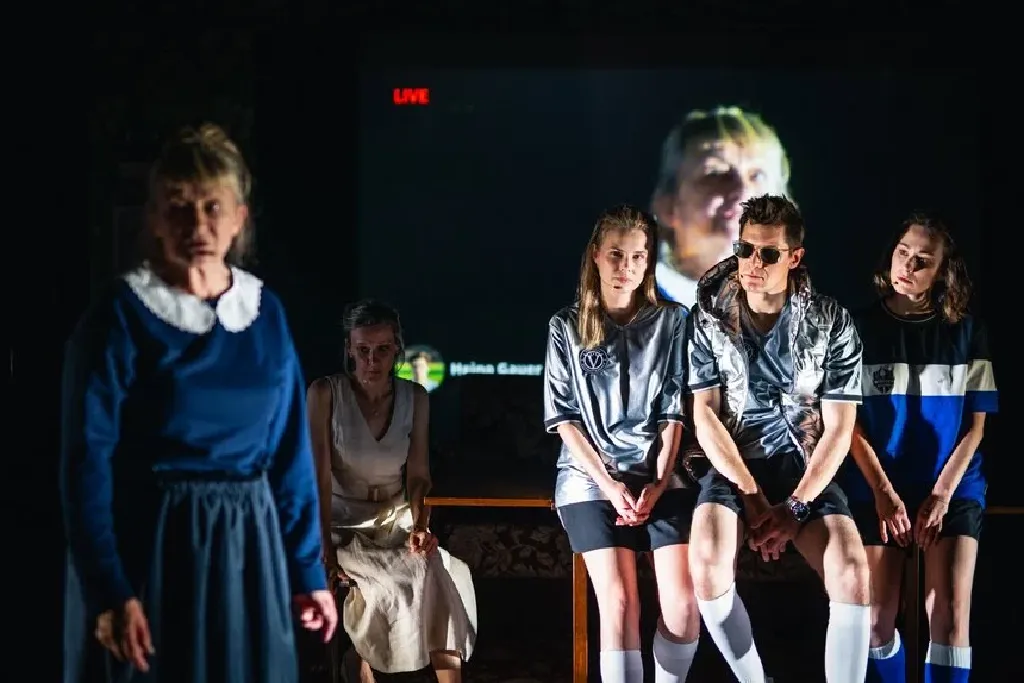 Meczycho – komedia międzypokoleniowa w Teatrze Powszechnym