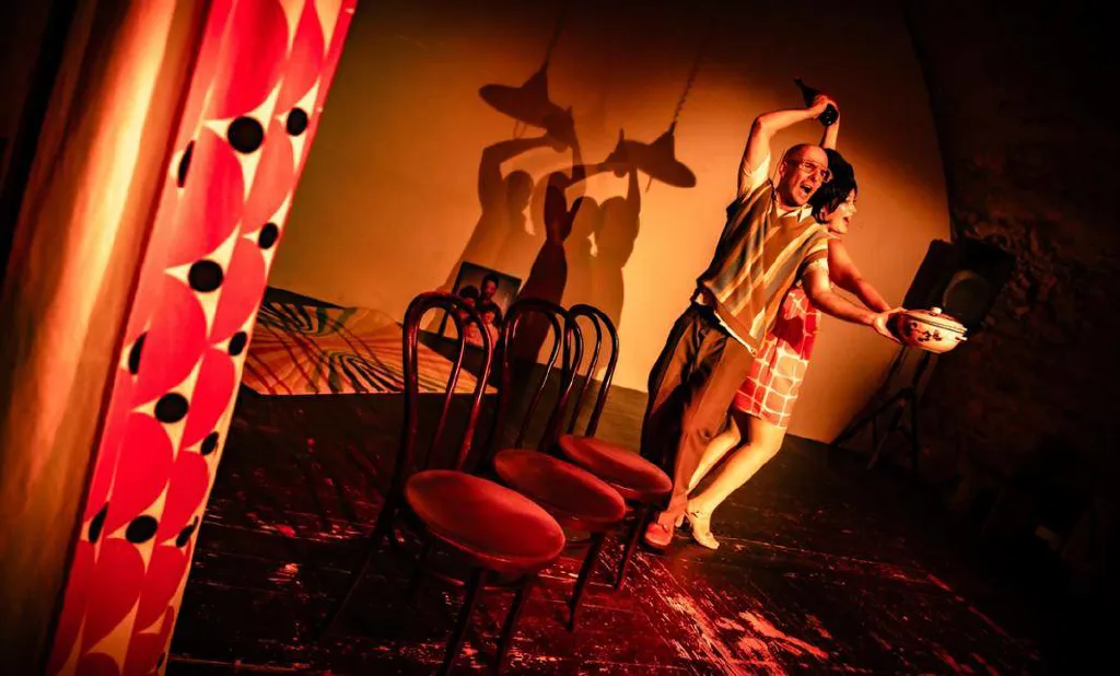 Rozkład jazdy – spektakl o kulisach teatru