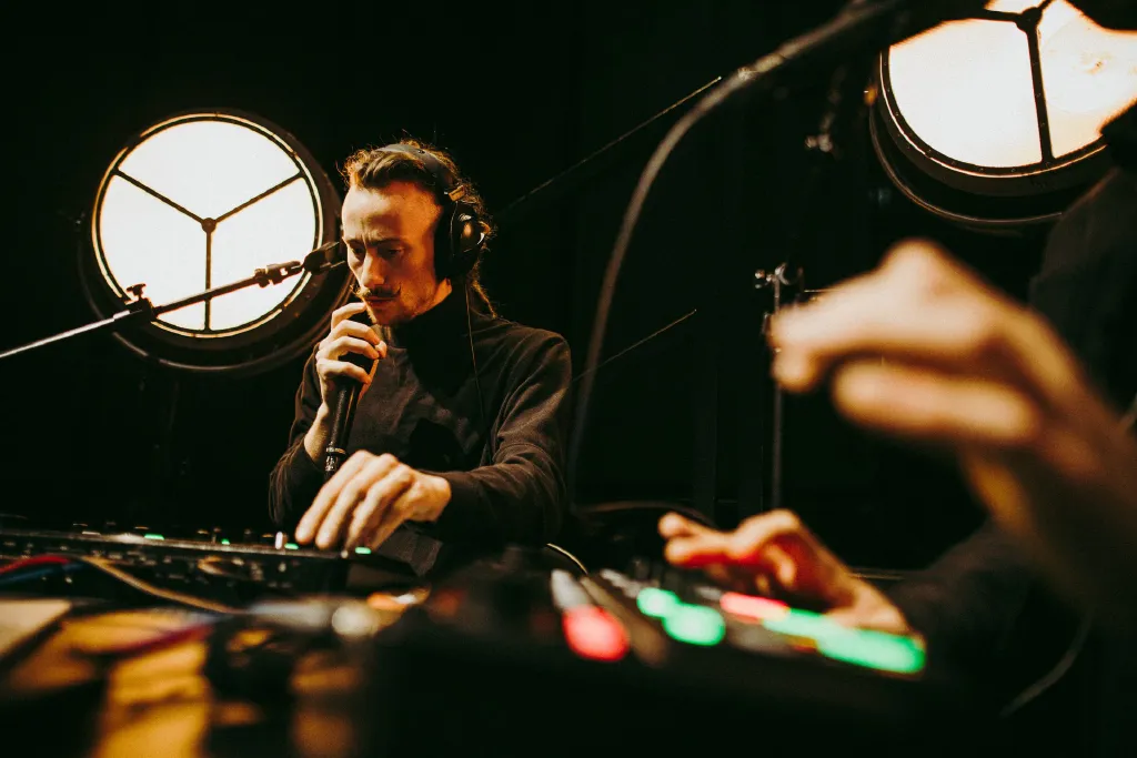 Jan Elf – koncert beatboxu i live loopingu