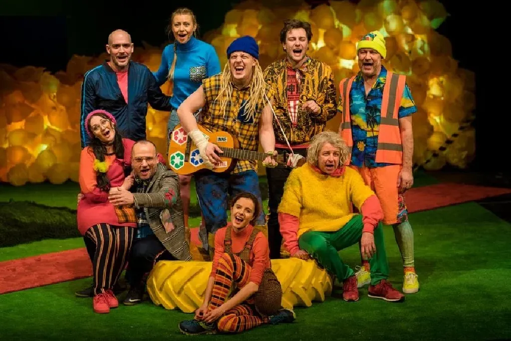 My, psy – bajka muzyczna Teatru Nowego