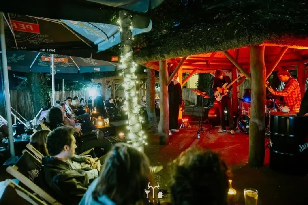Jazz na leżakach – jam session w KIJu