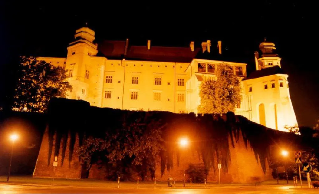 Kraków by Night – Gra o Wawelski Tron – LARP